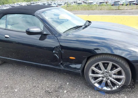 2006 Jaguar Xk8 z USA, uszkodzony, nr VIN SAJDA42C562A47667